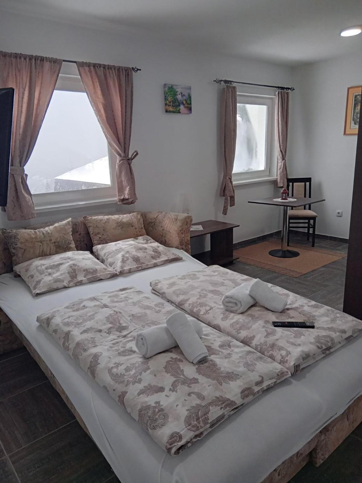 Vila Mozart - Apartments & Studios Копаоник Екстер'єр фото